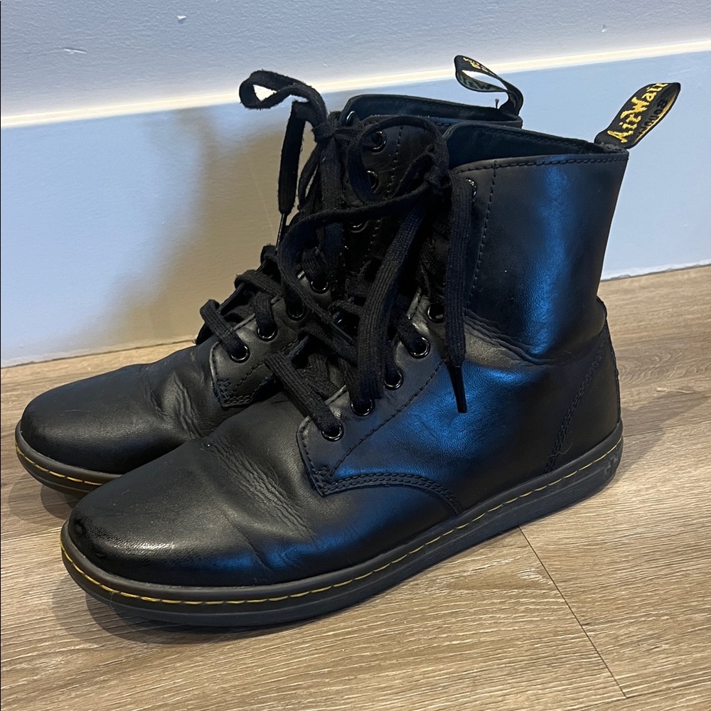 Dr. Martens Tobias Boots 9M/10W